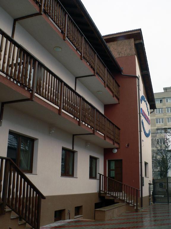 Pension Deutsches Haus Брашов Экстерьер фото