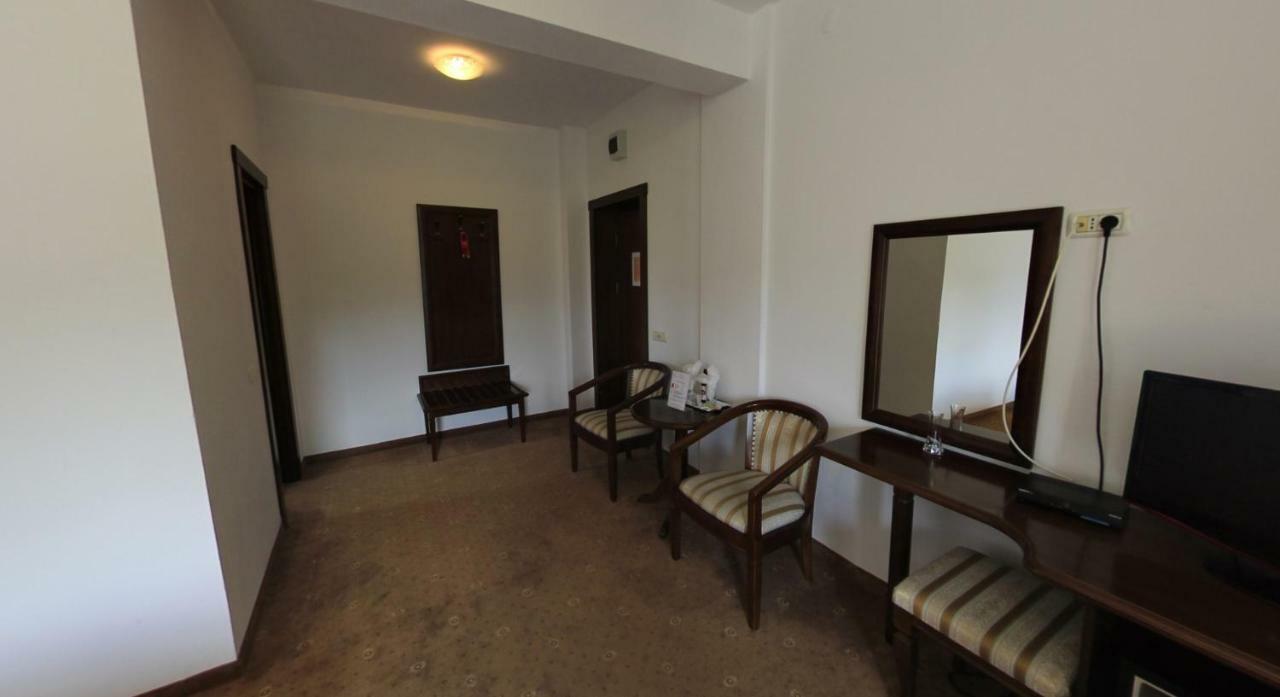 Pension Deutsches Haus Брашов Экстерьер фото
